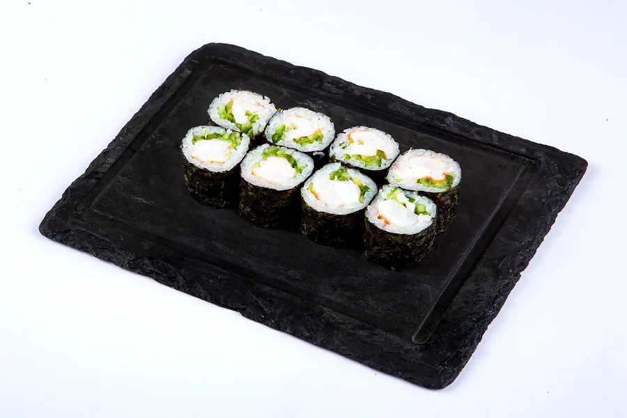 ები მაკი (8 ნაჭერი) - კრევეტი, კიტრი, ბრინჯი, სეზამი და ნორი