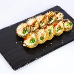 ცხელი სამურაი (10 ნაჭერი) - ორაგული, კრაბი, ჰიაში სალათი, ნაღების ყველი, ტობიკო და ცხარე სოუსი