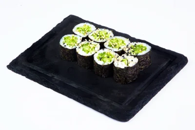 კაპა მაკი (8 ნაჭერი) - კიტრი, ბრინჯი, სეზამი და ნორი