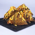 მიქს სენდვიჩი (4 ნაჭერი) - ახალი ორაგული, შებოლილი გველთევზა, ავოკადო, კიტრი და სამი სახეობის სოუსი (მანგო, ტერიაკი, ყველის)