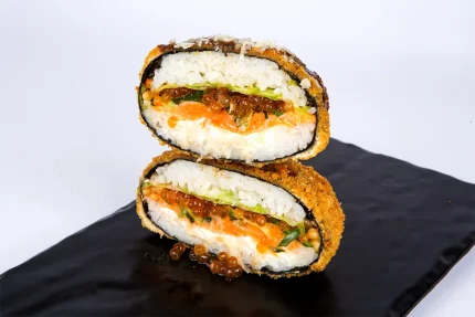 სამეფო სუში ბურგერი - ახალი ორაგული, ორაგულის ხიზილალა და ოთხი სახეობის ყველი