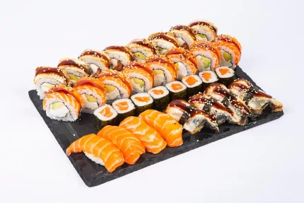 ალასკა სეტი (32 ნაჭერი) - ფილადელფია, ოქროს დრაკონი, საკე მაკი, ორაგულის ნიგირი და გველთევზის ნიგირი - ტოკიო ჰაუსი ბათუმი